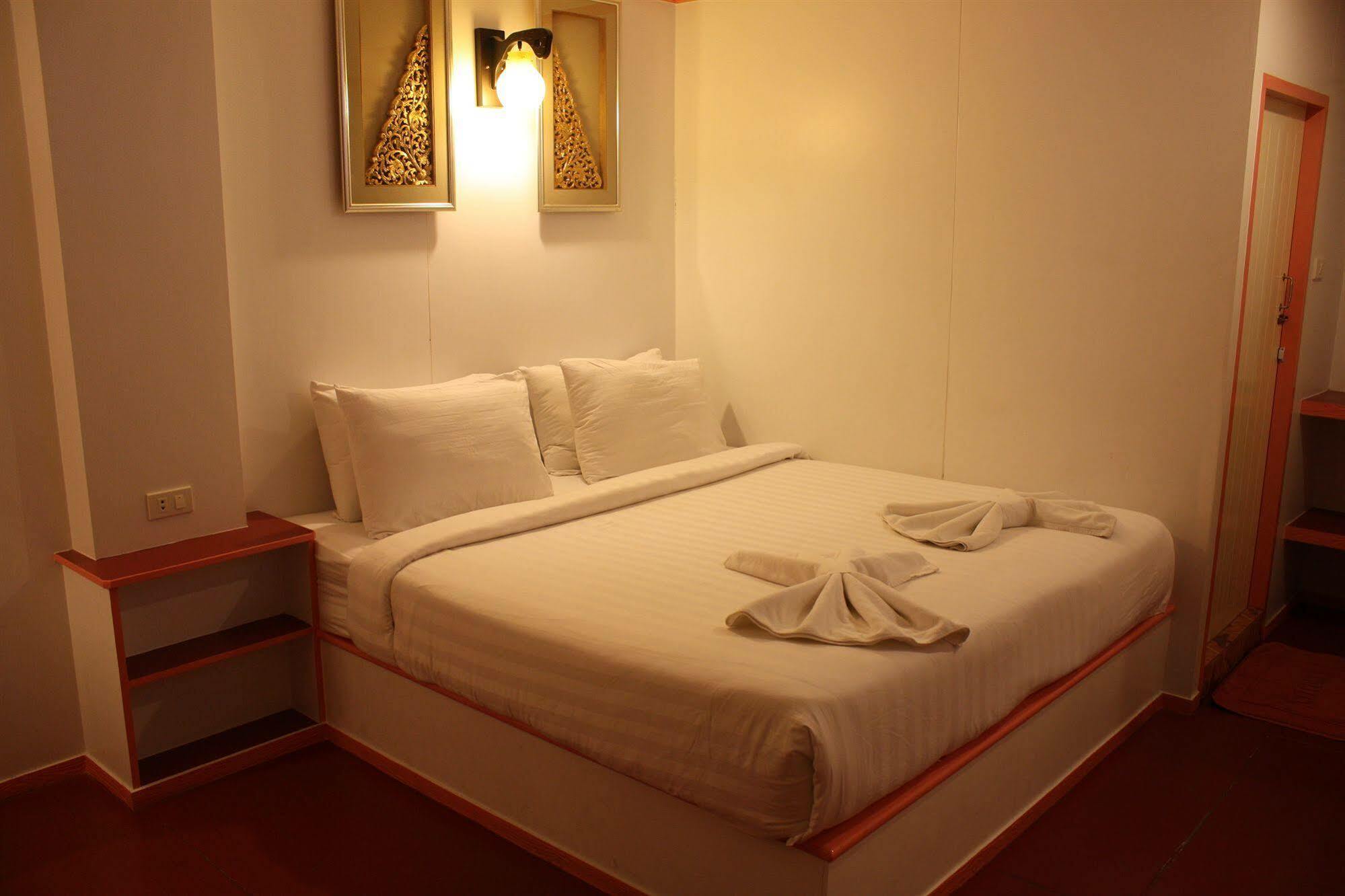 Mod Guesthouse Huahin Kültér fotó